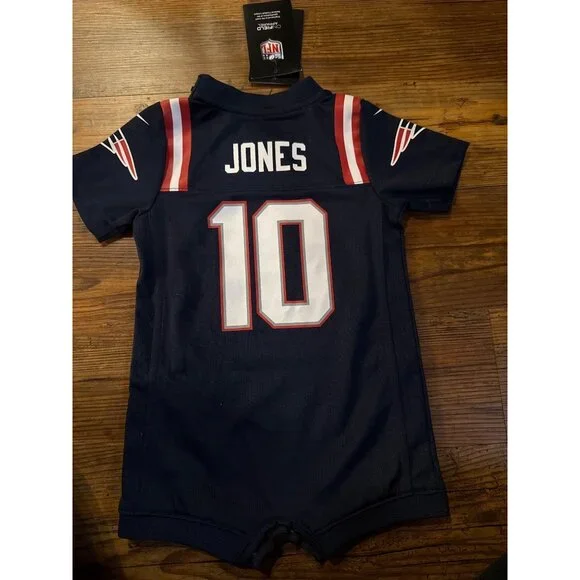 Newborn & Infant Nike Mac Jones New England Patriots Romper Jersey 6–9 month New - Picture 2 of 6